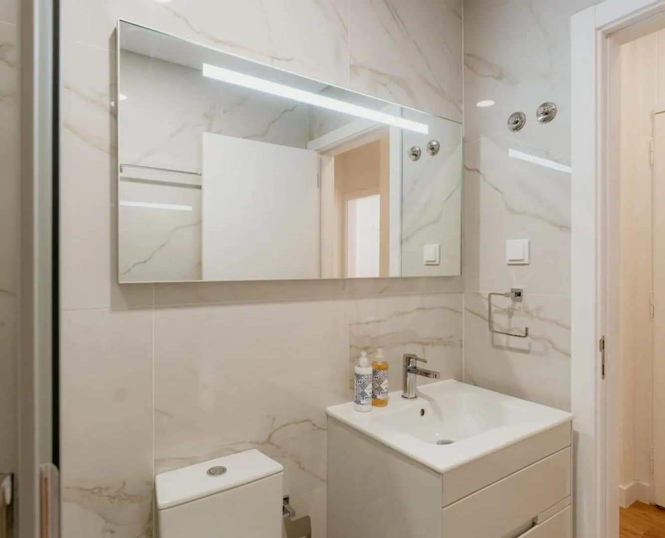 شقة The Atalaia House Lisboa البرتغال